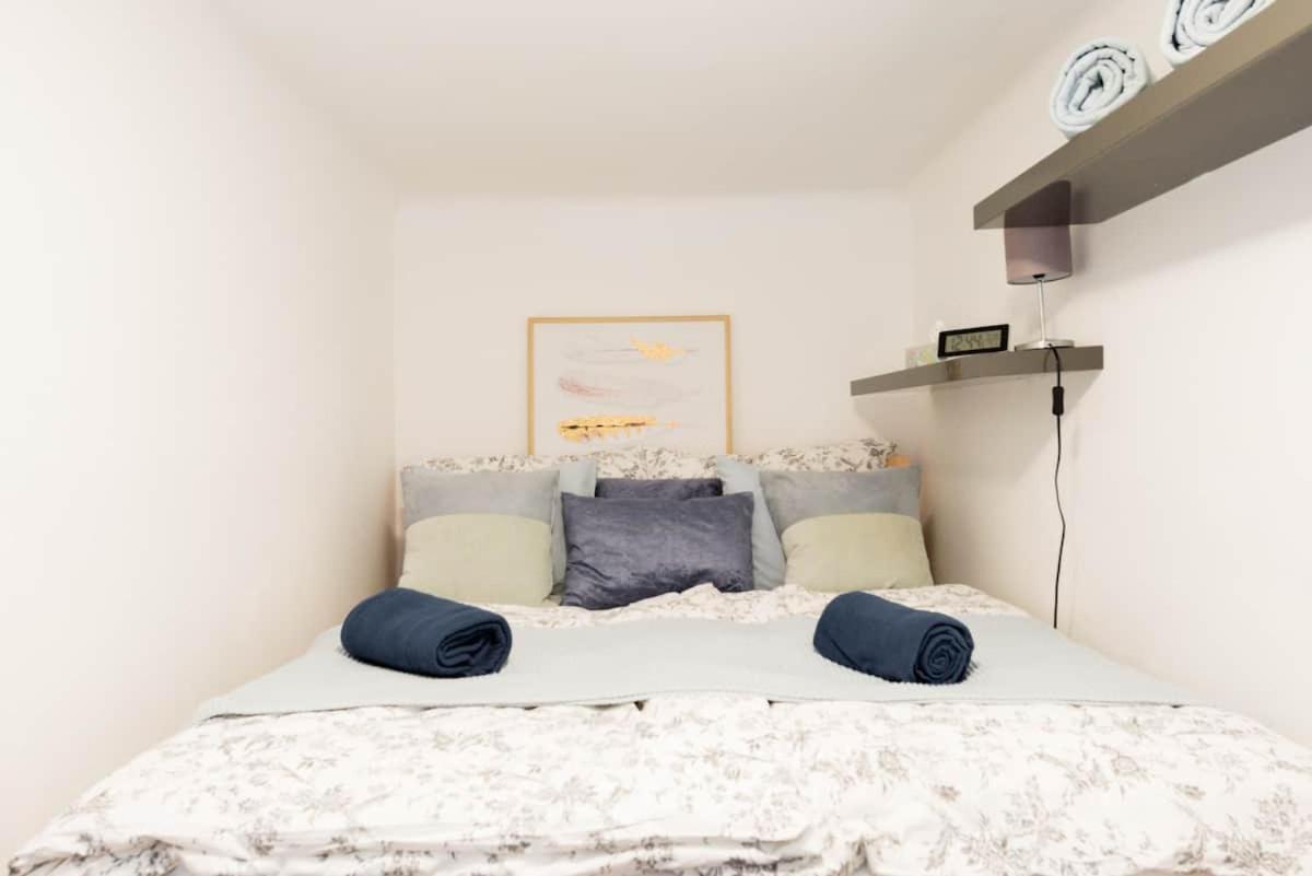 Luxurious And Spacious 5 Min Walk To City Center, 1-2 Вена Экстерьер фото
